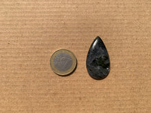 Charger l'image dans la galerie, Larvikite 48