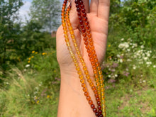 Charger l'image dans la galerie, Perles en ambre, couleur multiple, entre 6 et 8mm