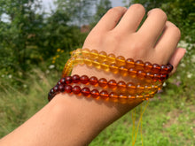 Charger l'image dans la galerie, Perles en ambre, couleur multiple, entre 6 et 8mm