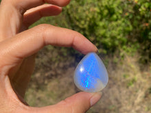 Charger l'image dans la galerie, VENDU Labradorite blanche d'Afrique 52