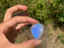 Charger l'image dans la galerie, VENDU Labradorite blanche d'Afrique 52