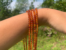 Charger l'image dans la galerie, Perles en ambre, couleur orange, entre 3,5 et 4mm