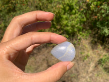 Charger l'image dans la galerie, VENDU Labradorite blanche d'Afrique 52