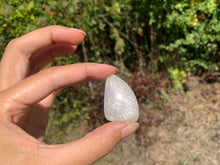 Charger l'image dans la galerie, Labradorite blanche d'Afrique 53