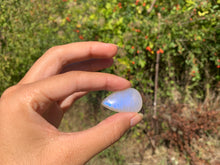 Charger l'image dans la galerie, VENDU Labradorite blanche d'Afrique 54