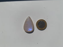Charger l'image dans la galerie, VENDU Labradorite blanche d'Afrique 54