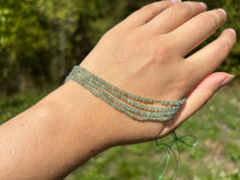 Charger l'image dans la galerie, Perles en aventurine verte facettées entre 2 et 4mm