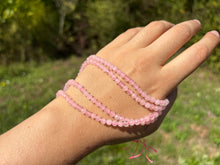 Charger l'image dans la galerie, Perles en quartz rose facettées entre 3 et 4mm