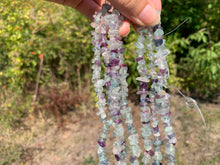 Charger l'image dans la galerie, Perles en fluorite, forme chips