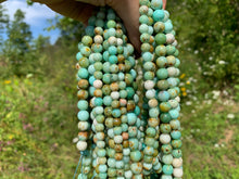 Charger l'image dans la galerie, Perles en calcédoine entre 6 et 10mm