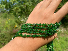 Charger l'image dans la galerie, Perles en diopside, forme chips