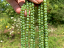Charger l'image dans la galerie, Perles en serpentine entre 4 et 8mm