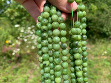 Charger l'image dans la galerie, Perles en serpentine entre 4 et 8mm