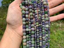 Charger l'image dans la galerie, Perles en zoïsite et tanzanite entre 4 et 8mm