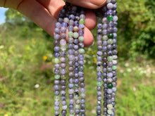 Charger l'image dans la galerie, Perles en zoïsite et tanzanite entre 4 et 8mm