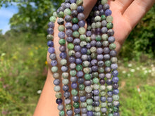 Charger l'image dans la galerie, Perles en zoïsite et tanzanite entre 4 et 8mm