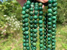 Charger l'image dans la galerie, Perles en chrysoprase entre 4 et 10mm