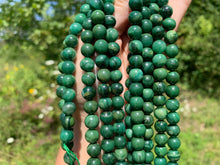 Charger l'image dans la galerie, Perles en chrysoprase entre 4 et 10mm