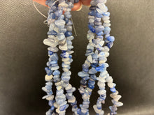 Charger l'image dans la galerie, Perles en aventurine bleue, forme chips