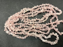 Charger l'image dans la galerie, Perles en quartz rose, forme chips