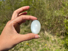 Charger l'image dans la galerie, Pierre de lune 140