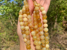 Charger l'image dans la galerie, Perles en opale commune jaune entre 6 et 10mm
