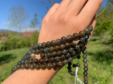 Charger l'image dans la galerie, Perles en labradorite entre 6 et 8mm LU