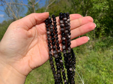 Charger l'image dans la galerie, Perles en obsidienne argentée entre 6 et 8mm OAD