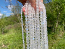 Charger l'image dans la galerie, Perles en labradorite blanche entre 4 et 8mm LBQ