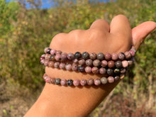 Charger l'image dans la galerie, Perles en dolomite entre 6 et 8mm