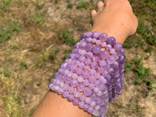 Charger l'image dans la galerie, Perles en améthyste lavande entre 6 et 10mm ALT