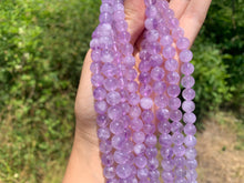Charger l'image dans la galerie, Perles en améthyste lavande entre 6 et 10mm ALT