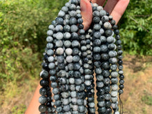 Charger l'image dans la galerie, Perles en oeil d'aigle entre 6 et 10mm OAU