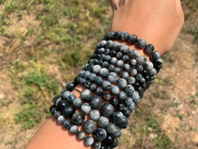 Charger l'image dans la galerie, Perles en oeil d'aigle entre 6 et 10mm OAU