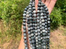 Charger l'image dans la galerie, Perles en oeil d'aigle entre 6 et 10mm OAU