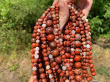 Charger l'image dans la galerie, Perles en jaspe rouge entre 4 et 12mm JRU