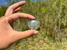 Charger l'image dans la galerie, Quartz à Actinolite 1