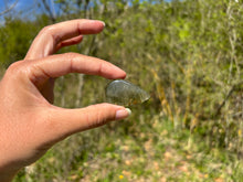 Charger l'image dans la galerie, Quartz à Actinolite 2