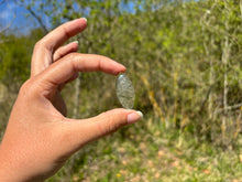 Charger l'image dans la galerie, Quartz à Actinolite 3