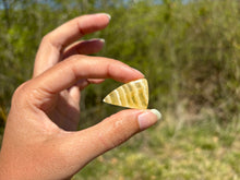 Charger l'image dans la galerie, Calcite jaune 11