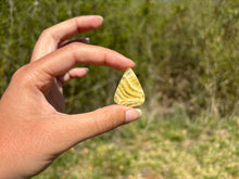 Charger l'image dans la galerie, VENDU Calcite jaune 12