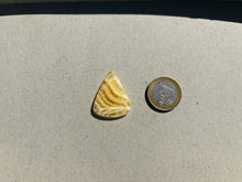 Charger l'image dans la galerie, VENDU Calcite jaune 12