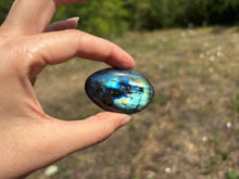 Charger l'image dans la galerie, Galet en labradorite 4
