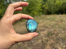Charger l'image dans la galerie, Galet en labradorite 5