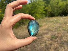 Charger l'image dans la galerie, Galet en labradorite 5