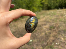 Charger l'image dans la galerie, Galet en labradorite 7