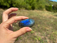 Charger l'image dans la galerie, Galet en labradorite 10