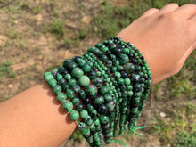 Charger l'image dans la galerie, Perles en rubis zoïsite entre 4 et 10mm