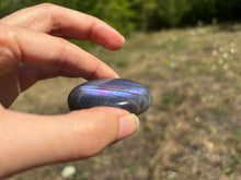 Charger l'image dans la galerie, Galet en labradorite 11
