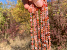 Charger l'image dans la galerie, Perles en quartz hématoïde rouge entre 4 et 12mm